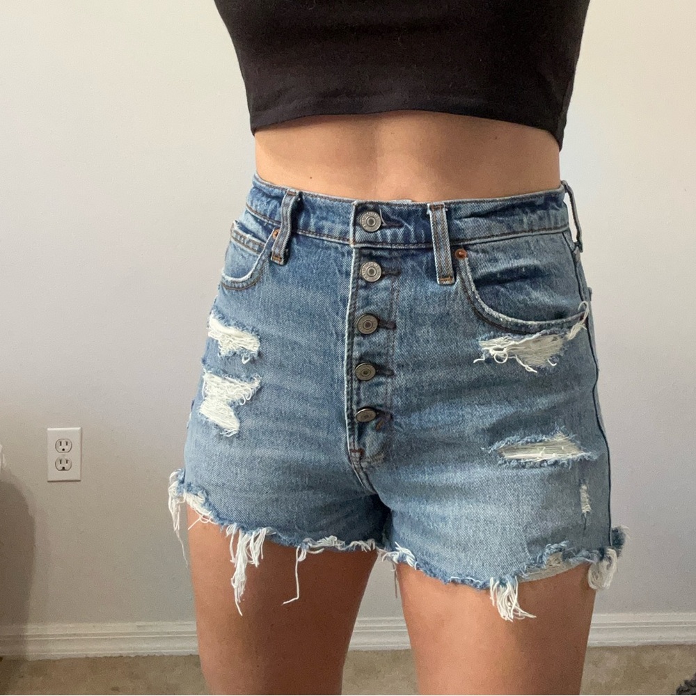 Abercrombie & Fitch ultra high-rise mom shorts